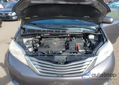 2013 Toyota Sienna Xle V6 8 Passenger из США, поврежденный, VIN 5TDYK3DC6DS393931